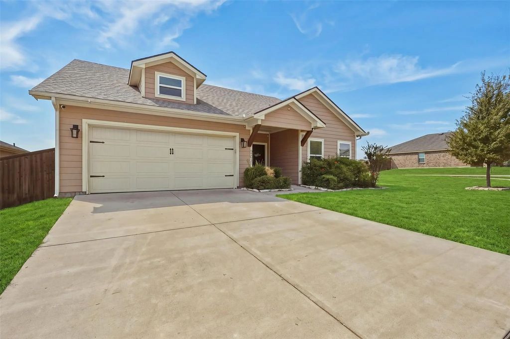 3302 Sweetwater Way, Sherman