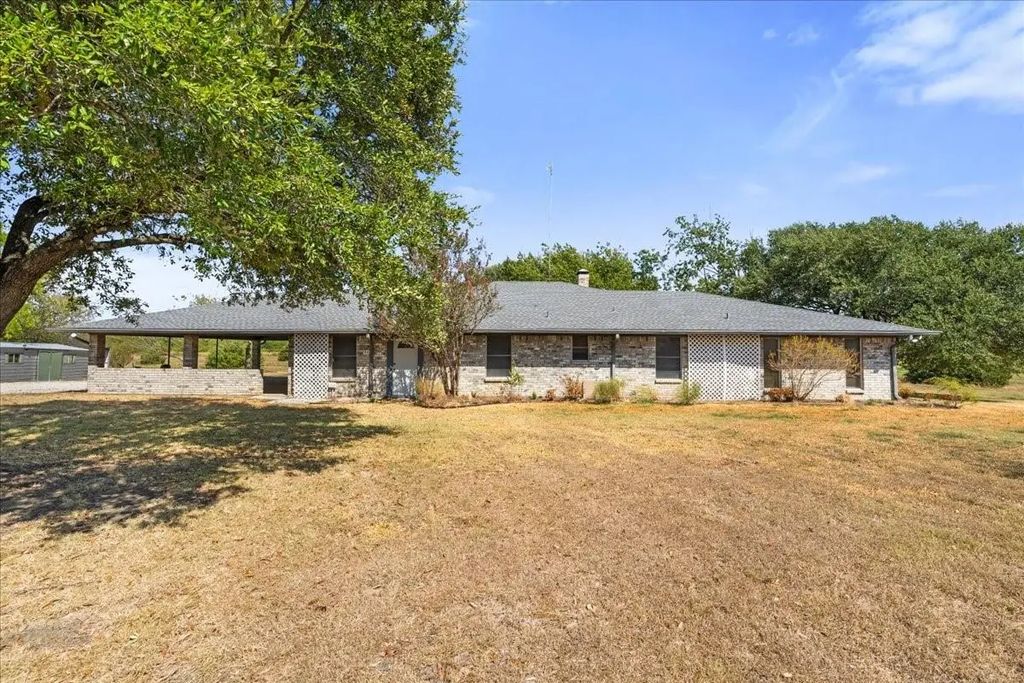 801 County Road 0025, Corsicana