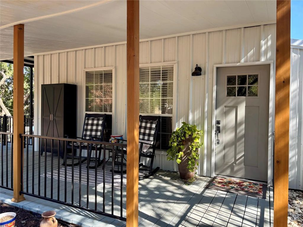 111 Rupert Court, Weatherford