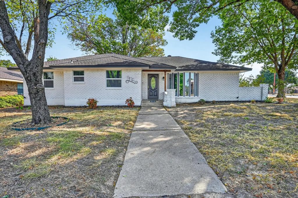 906 Pinedale Lane, Dallas