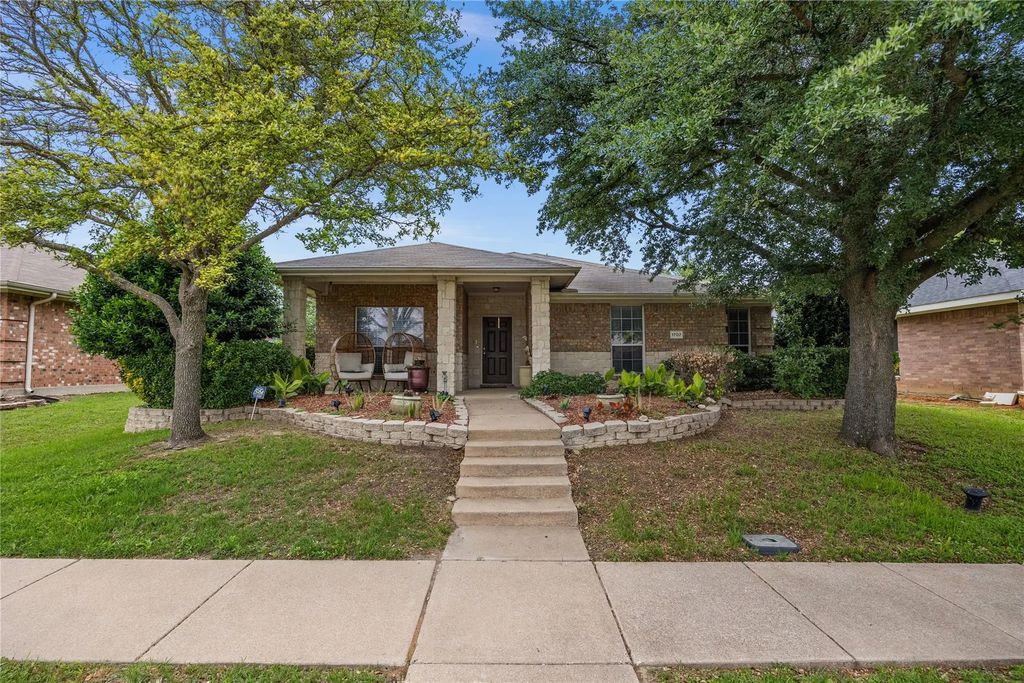1707 W Venus Drive, Lancaster
