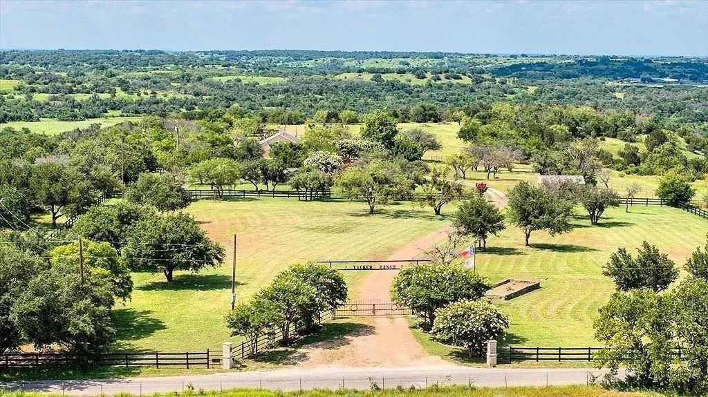 4536 County Road 132, Stephenville