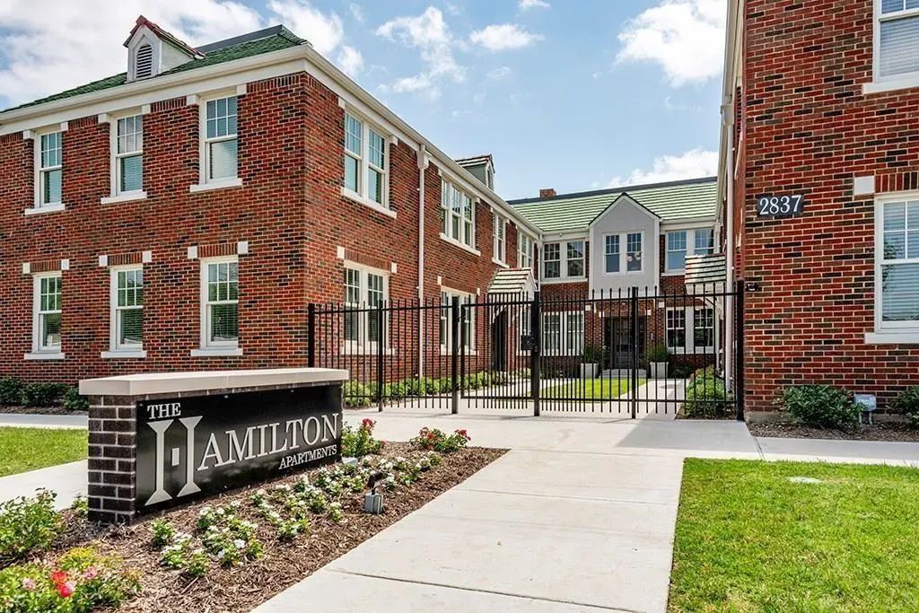 2837 Hemphill Street 201, Fort Worth