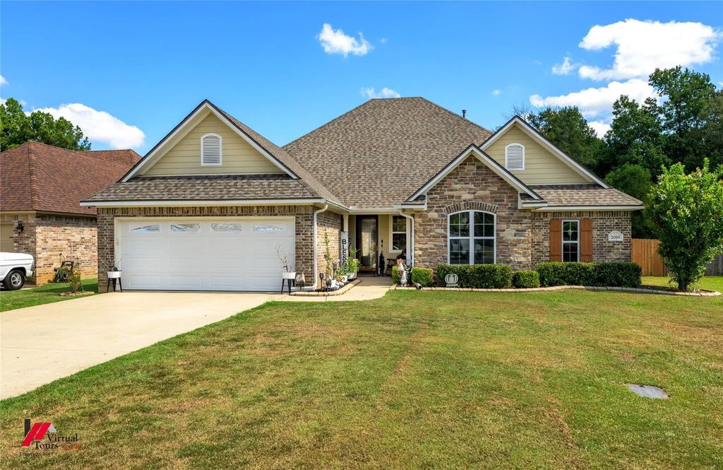 2010 Briar Hollow Hollow, Shreveport