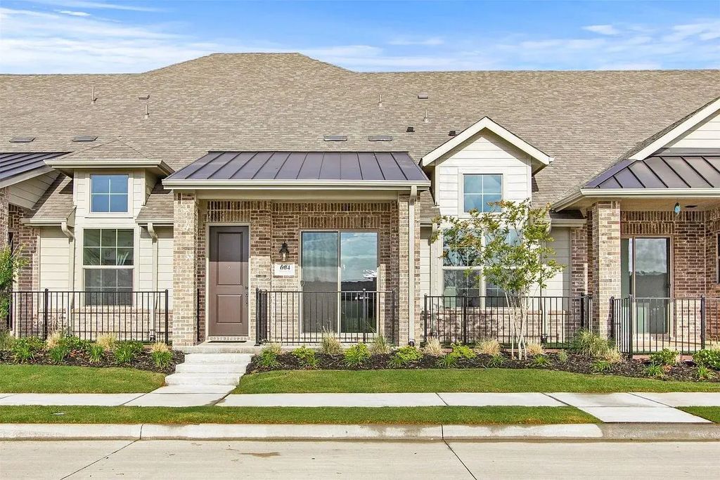 604 Tall Grass Trail, Wylie