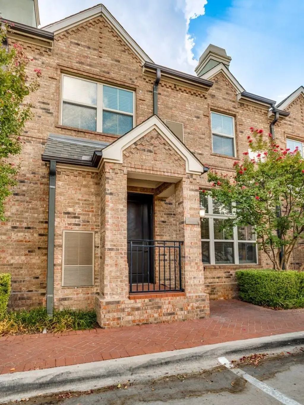 4201 Lomo Alto Drive 4718, Highland Park