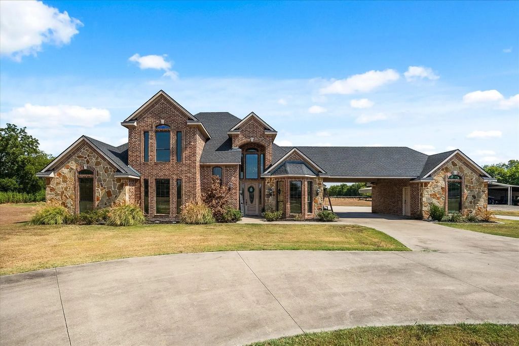 5910 State Highway 78 N, Farmersville