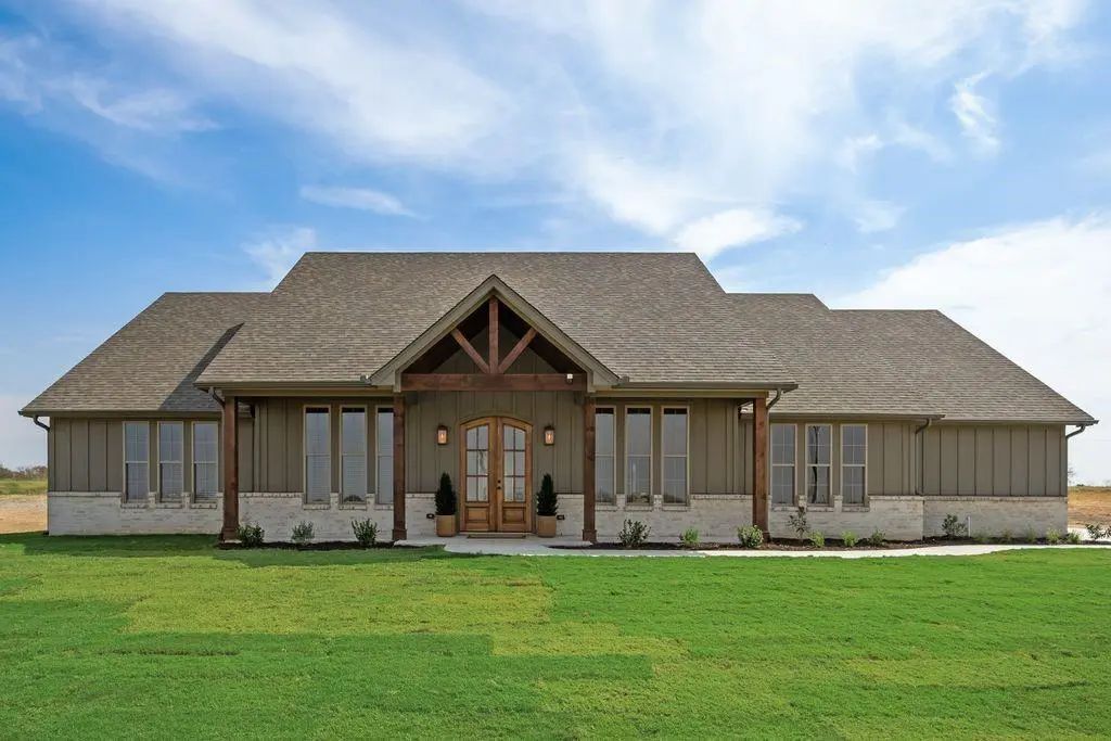 120 Quail Run Court, Decatur