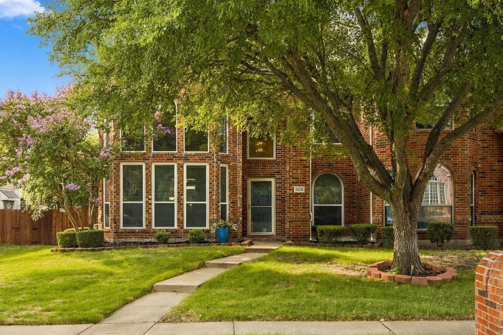 11251 Chaucer Drive, Frisco