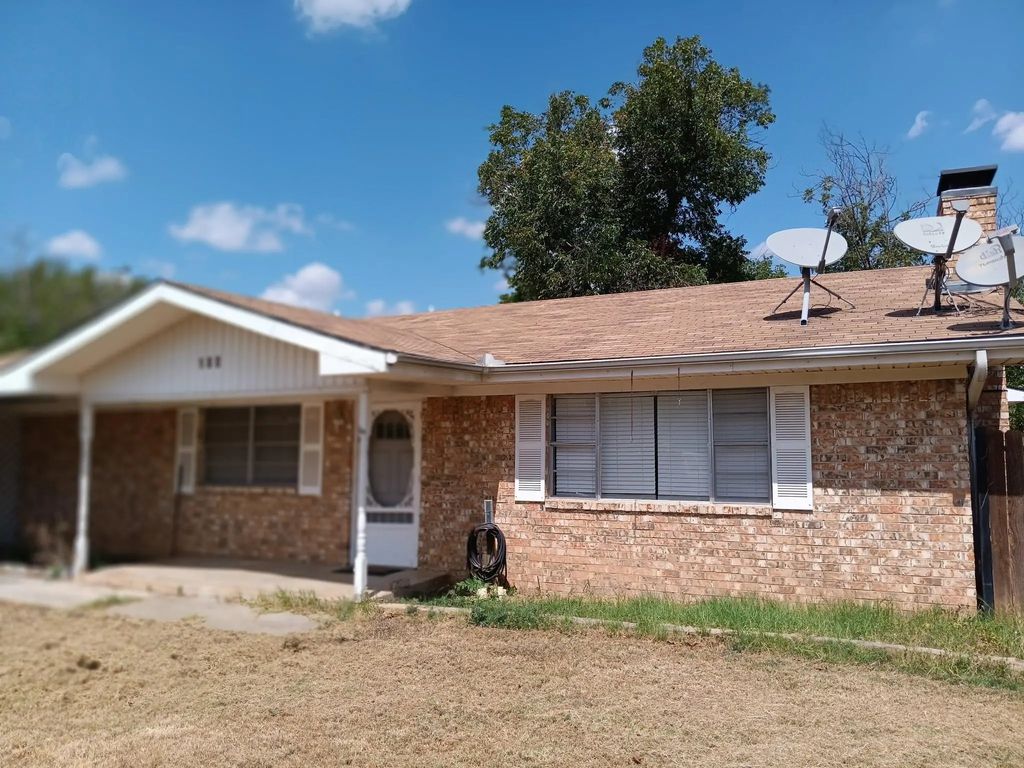 100 Pecan Street, Gustine