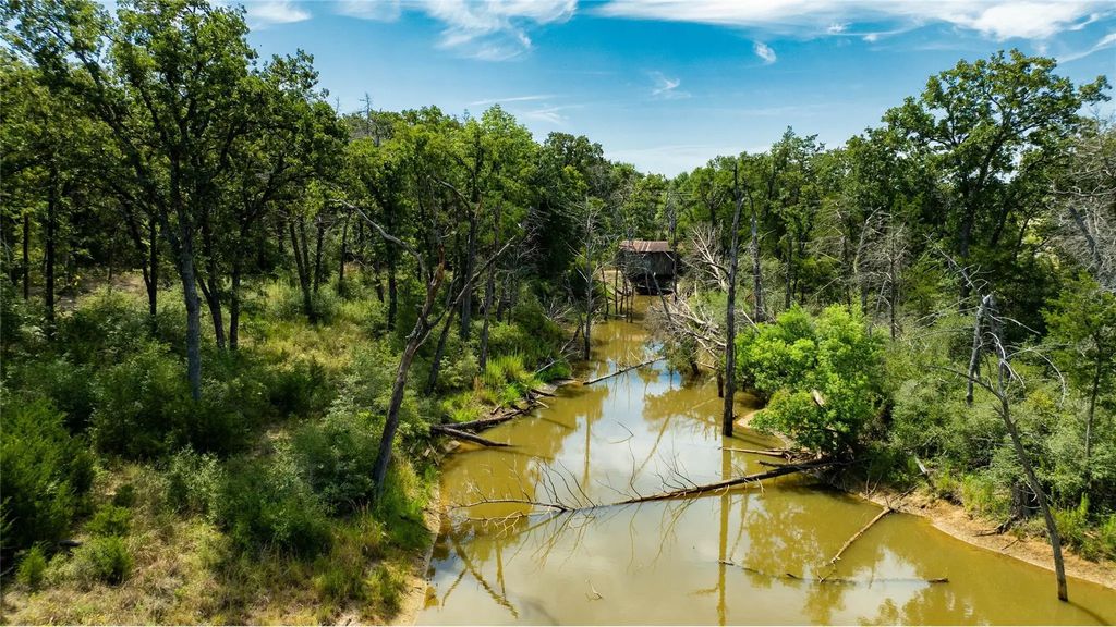 335 S Fm 80, Teague