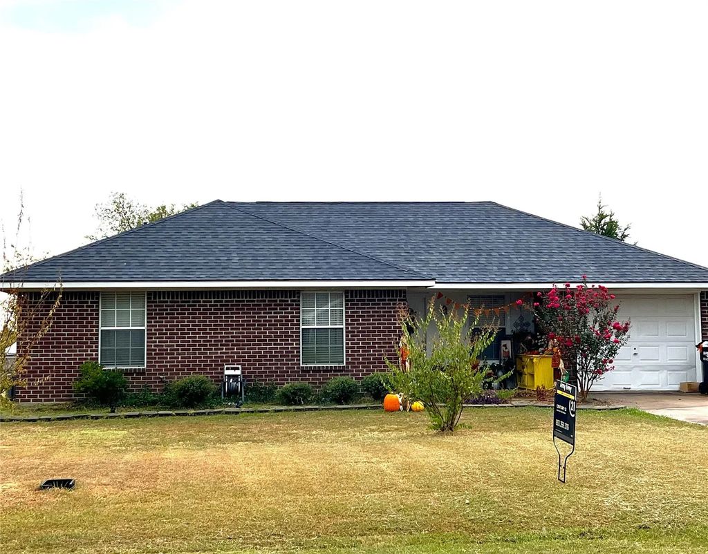 528 N 5th Street, Quinlan