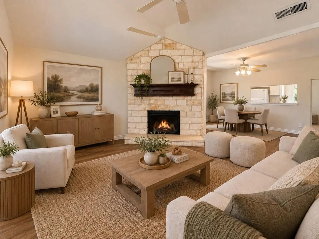 806 Blessing Creek Drive, Euless