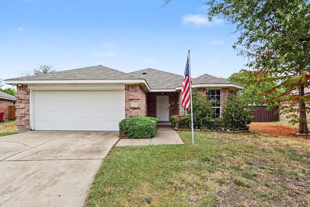 701 Silverleaf Court, Royse City