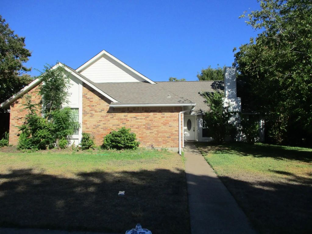 1205 Green Meadow Drive, Richardson