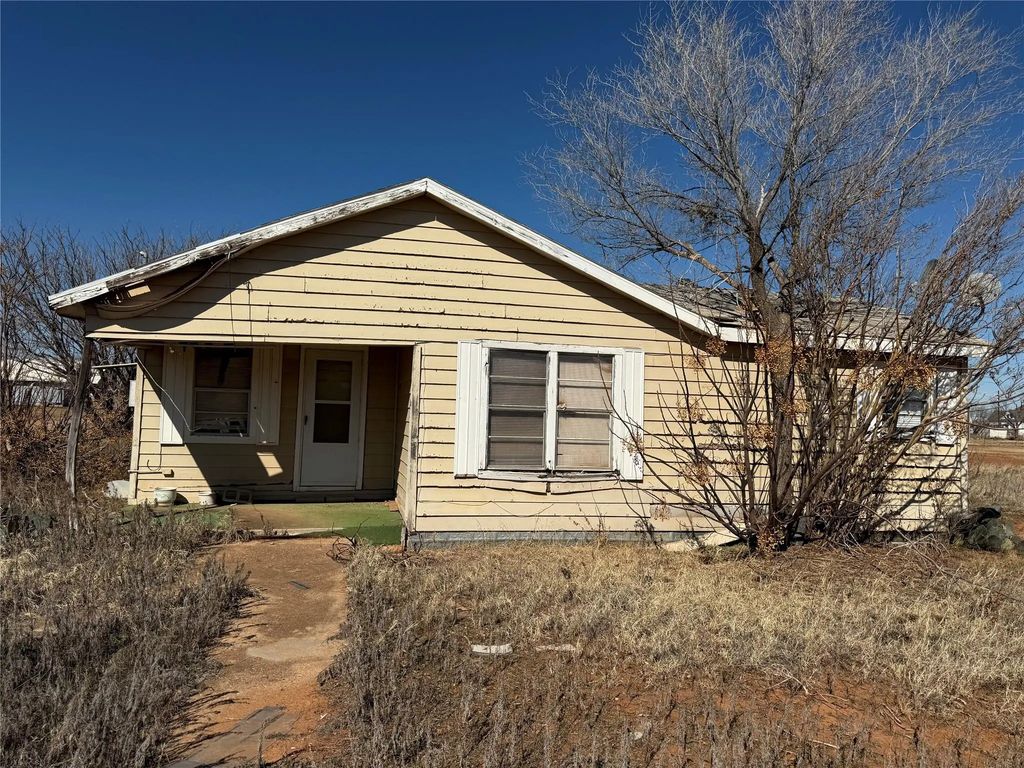 386 County Road 812, Sylvester