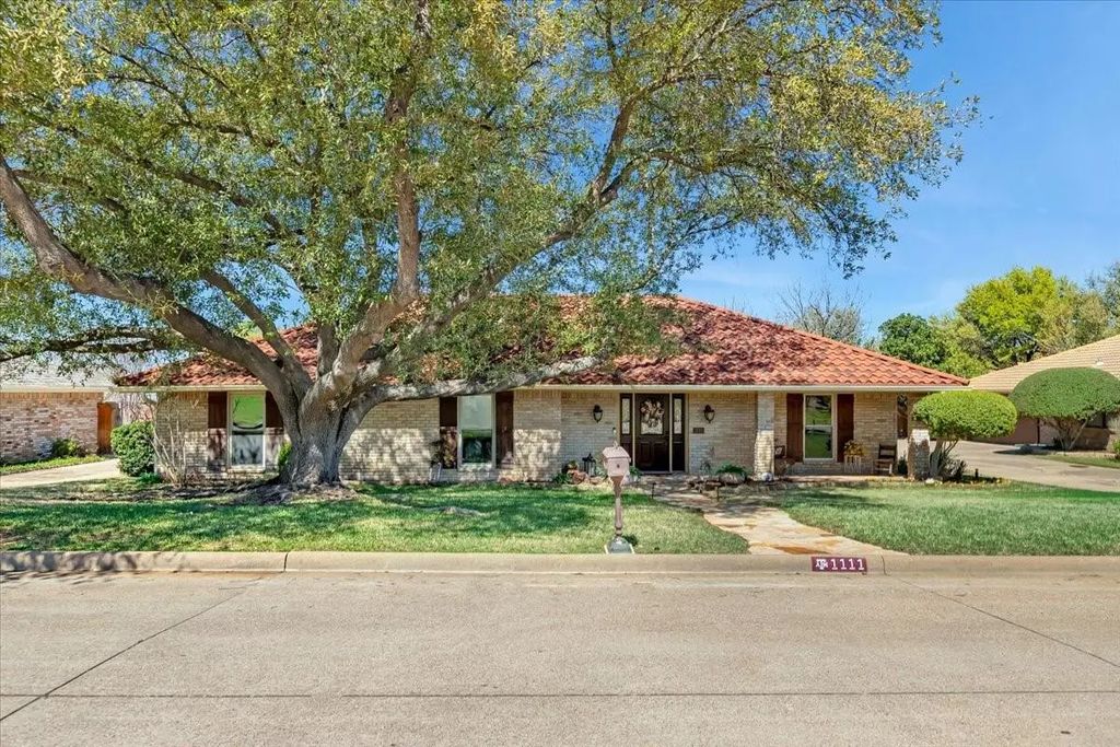 1111 Berkshire Court, Trophy Club