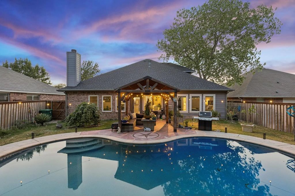 10404 Bear Creek Trail, Fort Worth