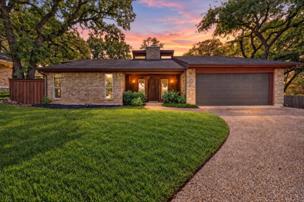 1600 Craighton Court, Arlington