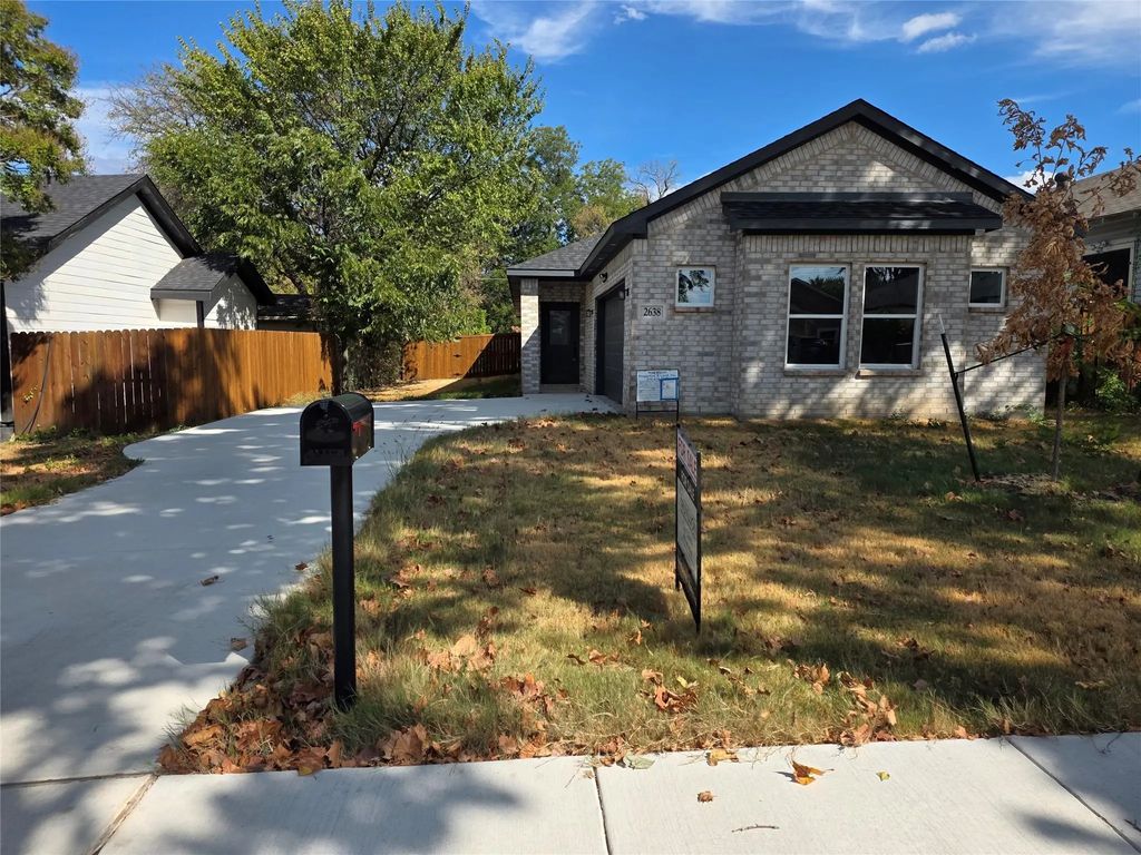 2638 Seevers Avenue, Dallas