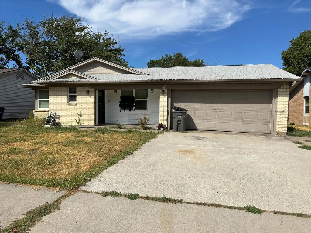 808 Memorial Drive, Wylie