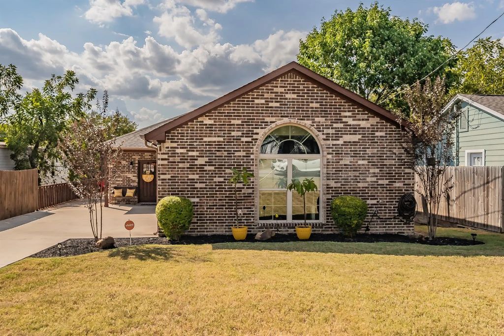 129 Morris Street, DeSoto