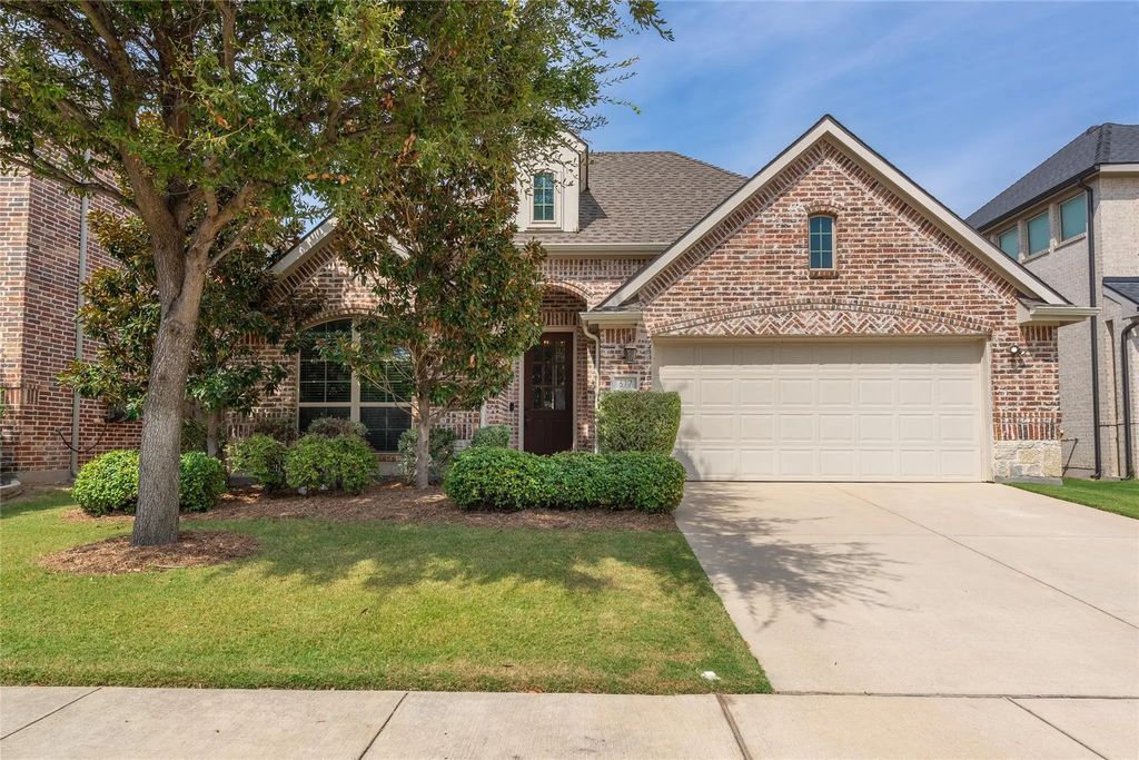617 Rawlins Lane, Fort Worth