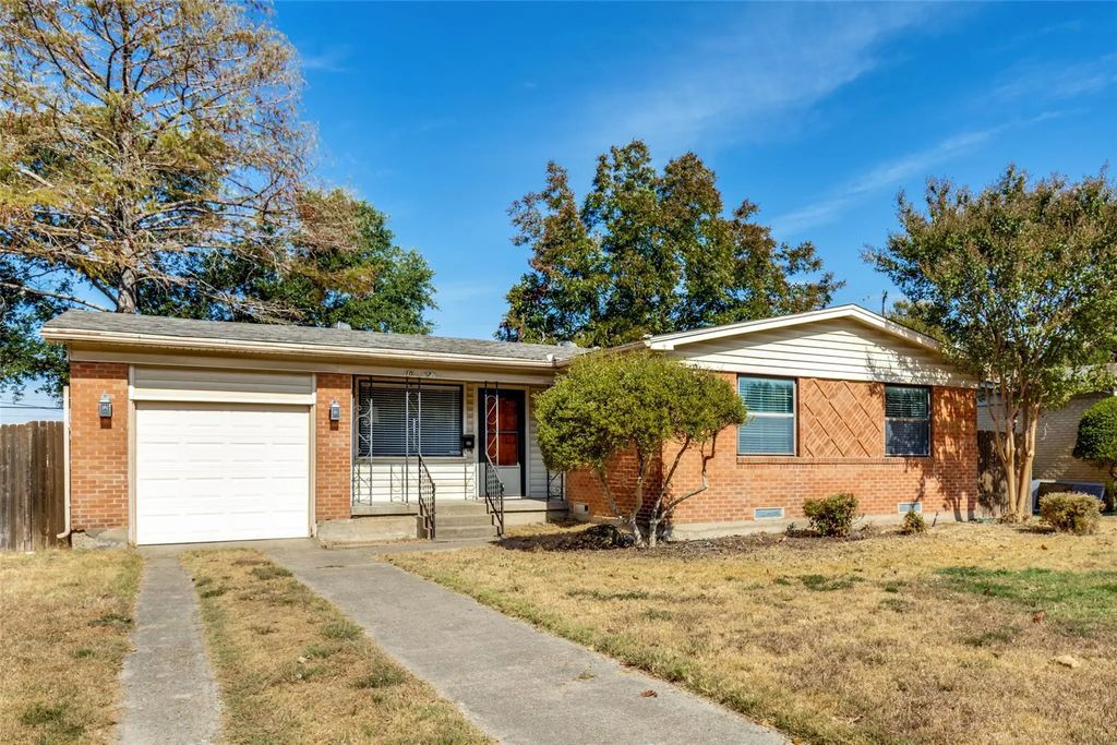 10927 Dunaway Drive, Dallas