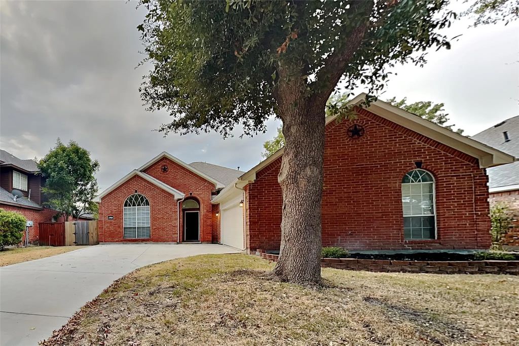 1705 Bershire Court, Flower Mound