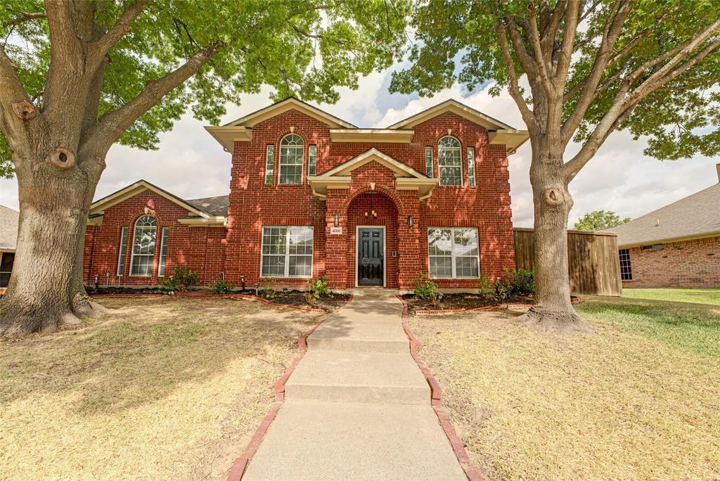 4005 Baywatch Drive, Rowlett