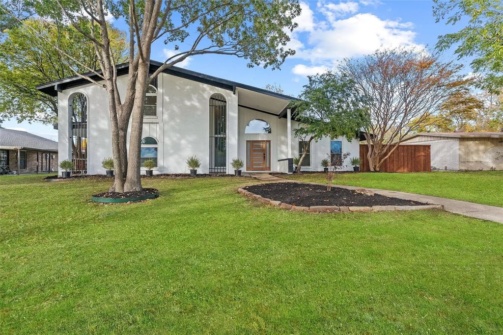 103 Elm Crest Drive, Rowlett