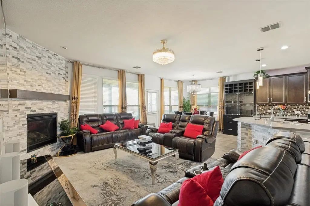 818 Black Hawk Drive, Princeton