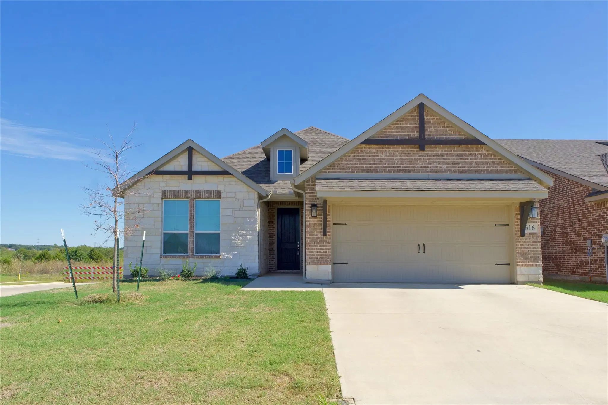 Photo of Listing #21398835