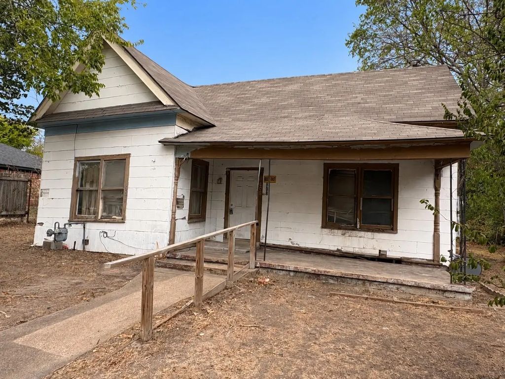 808 W 11th Avenue, Corsicana