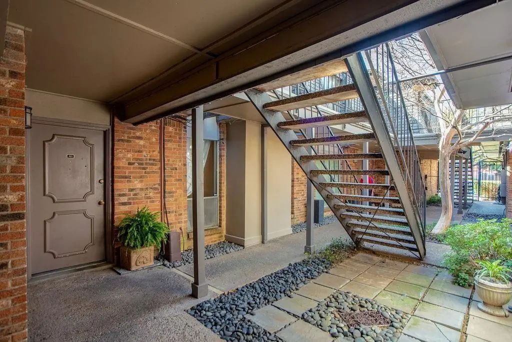 4112 Bowser Avenue 210, Dallas