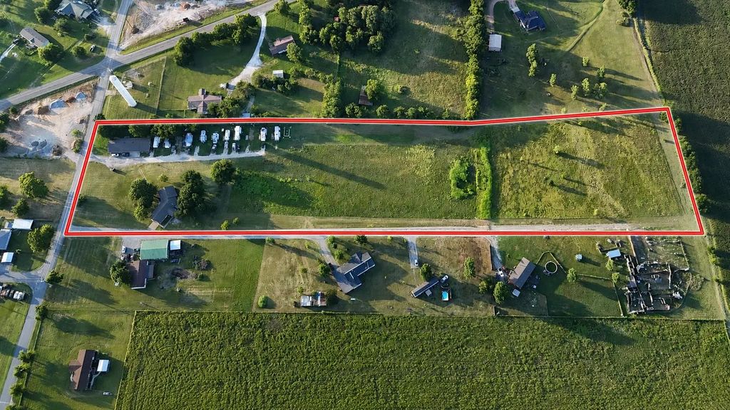 1612 White Mound Road, Sherman