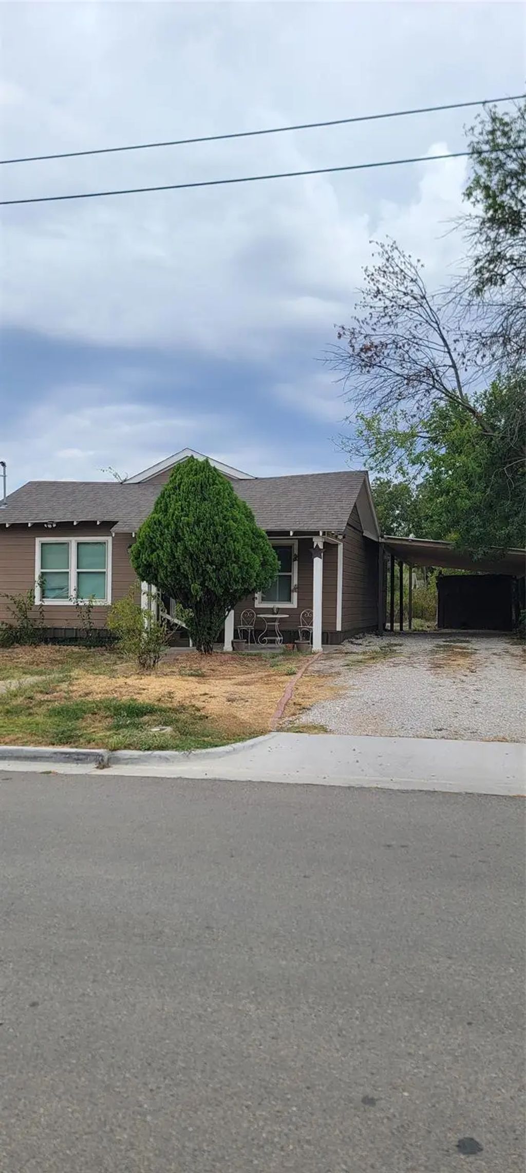 609 Park Drive, Hillsboro