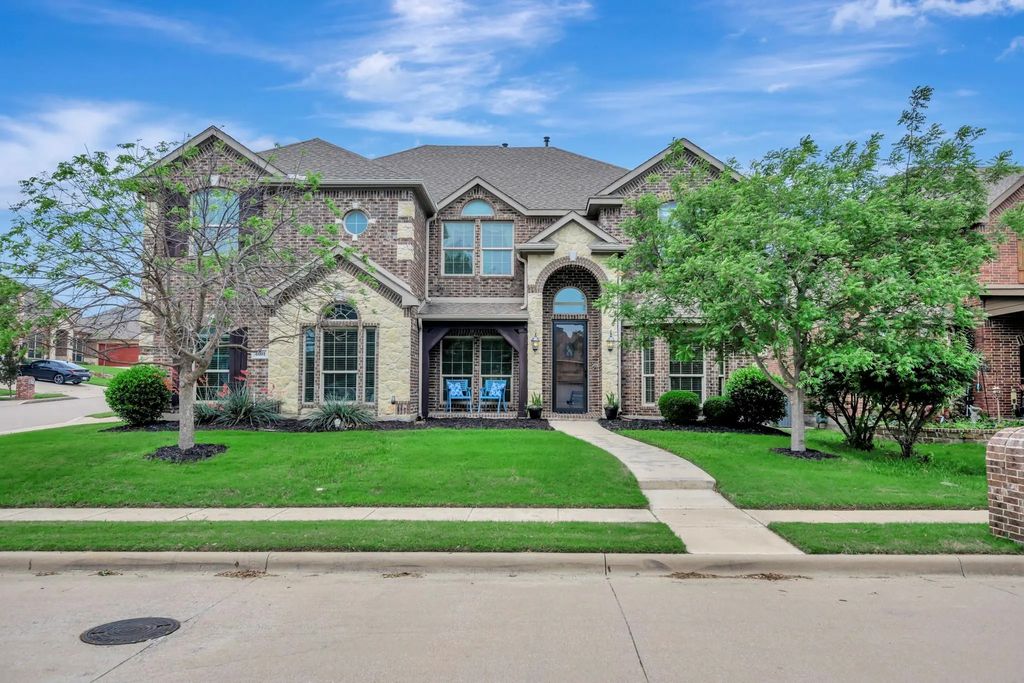 6001 Lacebark Elm Drive, Fort Worth