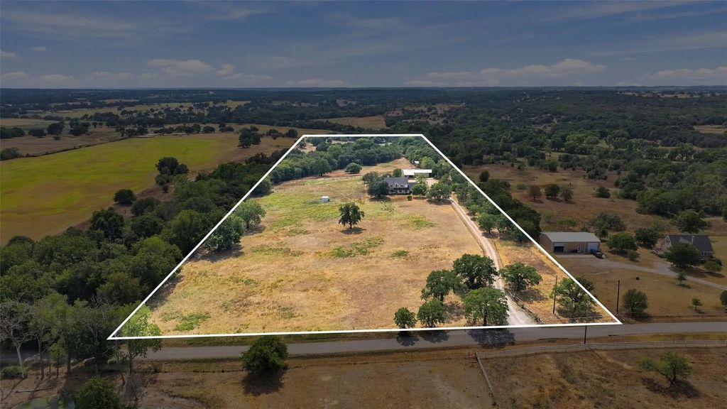 842 Cornstubble Lane, Weatherford