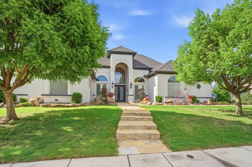1120 Twin Oaks Drive, Prosper