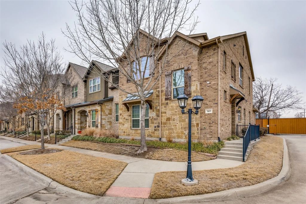 869 Rohan Drive, Richardson