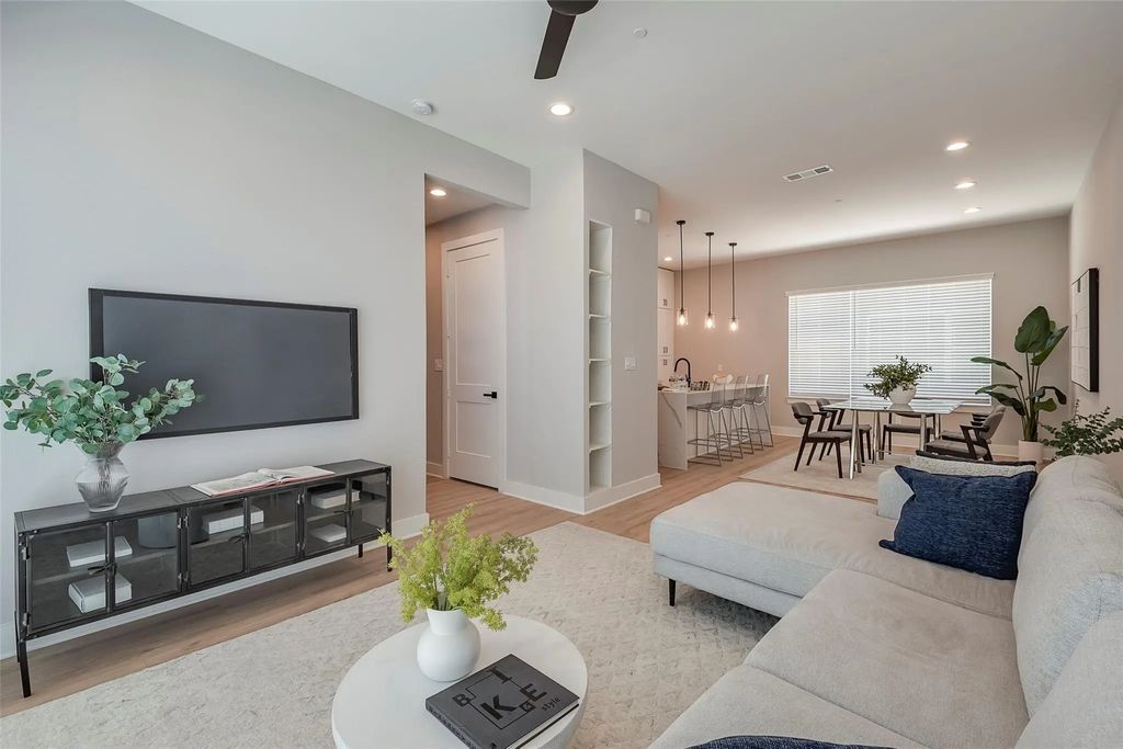1423 N Carroll Avenue, Dallas