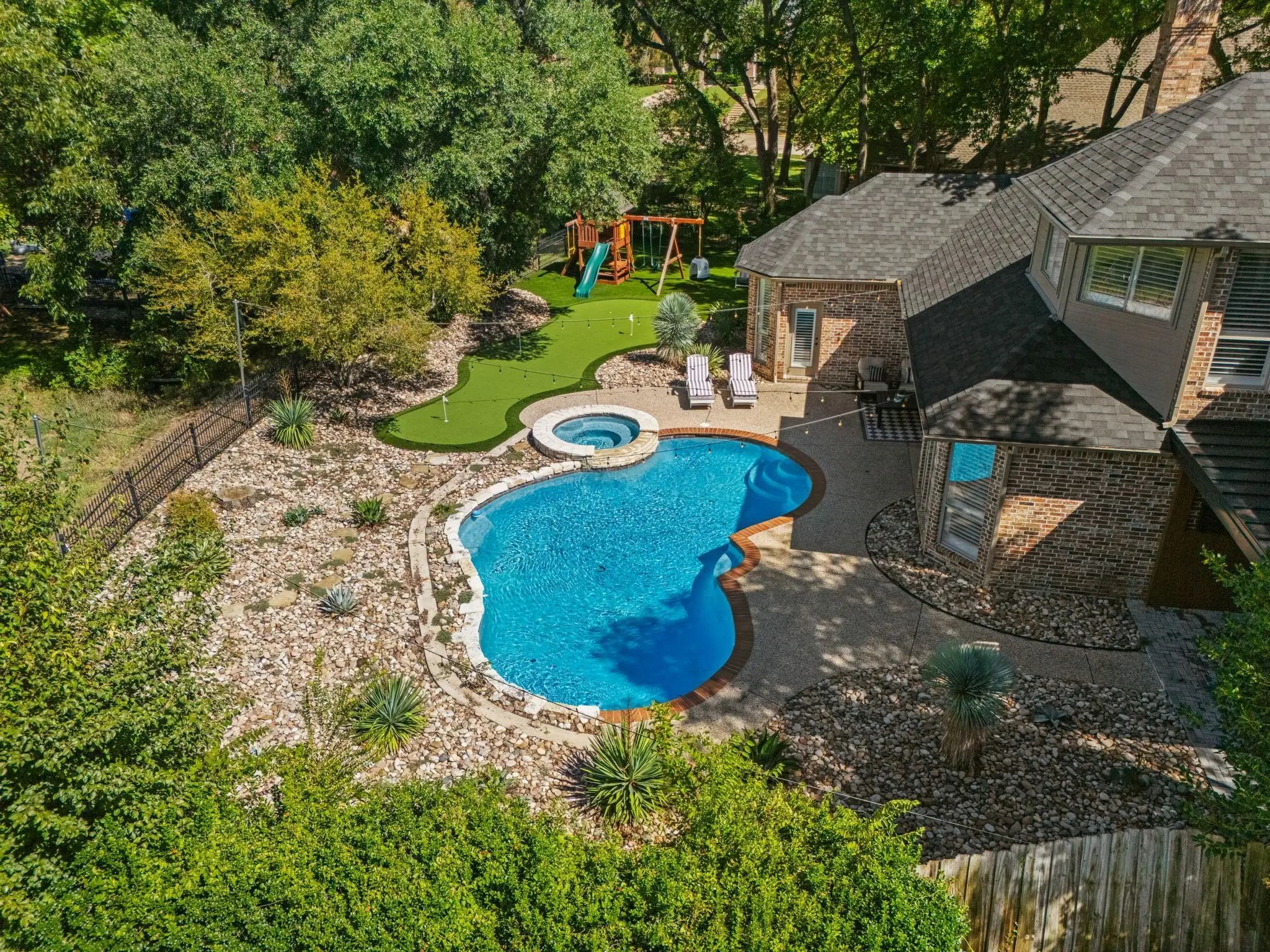 Photo of Listing #21399745