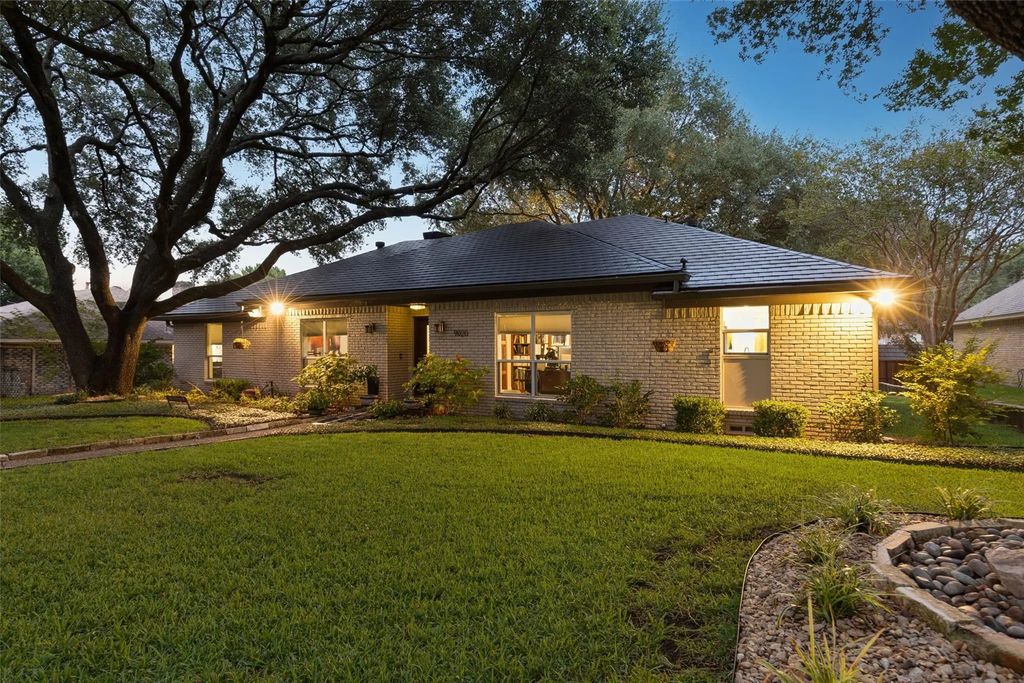9020 Glen Springs Drive, Dallas