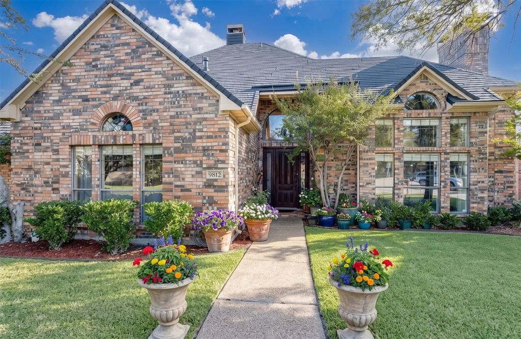 9812 Canyon Crest Circle, Irving