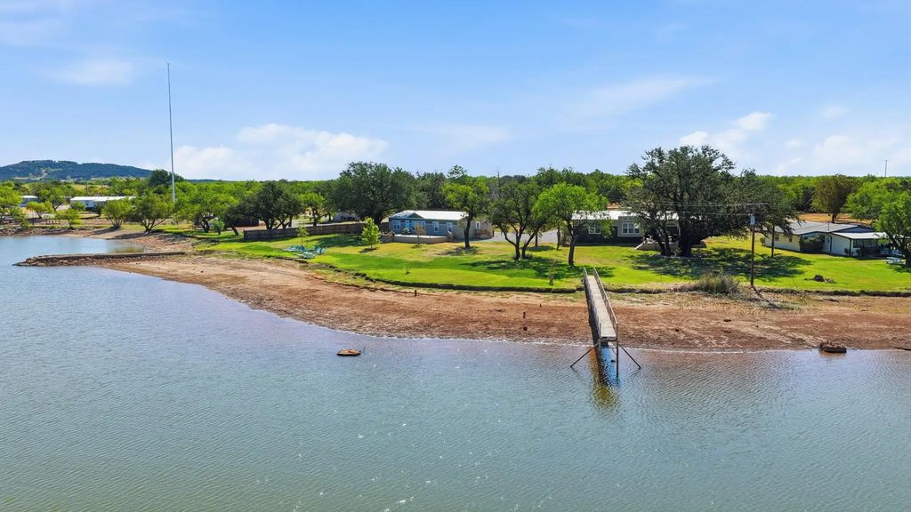 299 Rock Creek Road, Graford