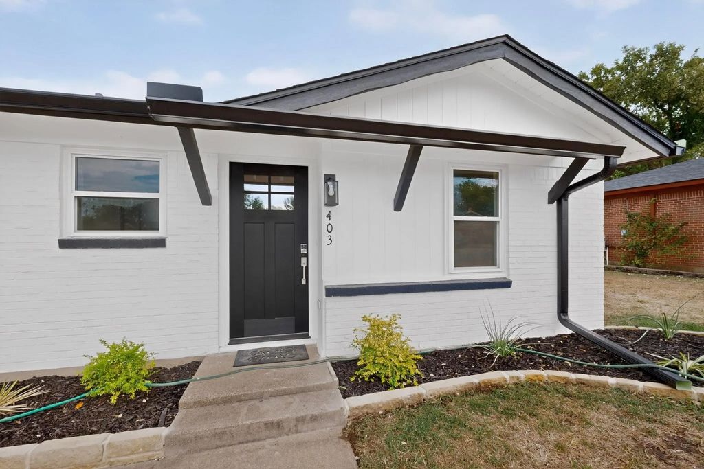 403 Glenn Drive, Weatherford