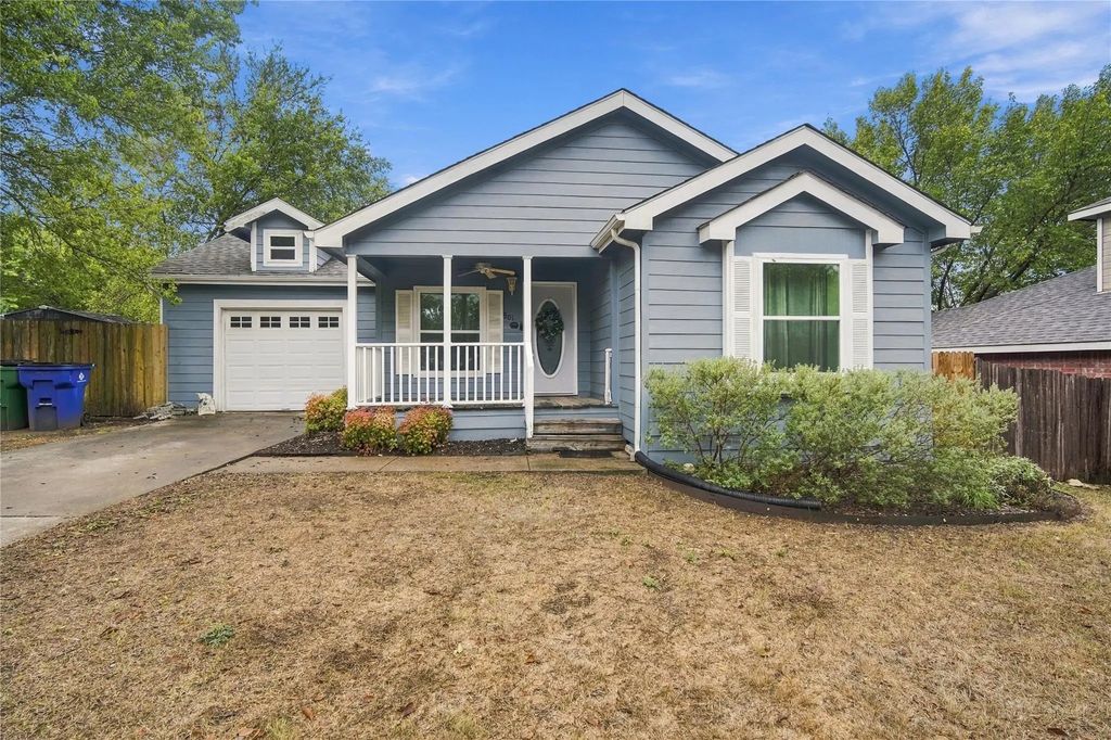 301 Pasley Street, Waxahachie