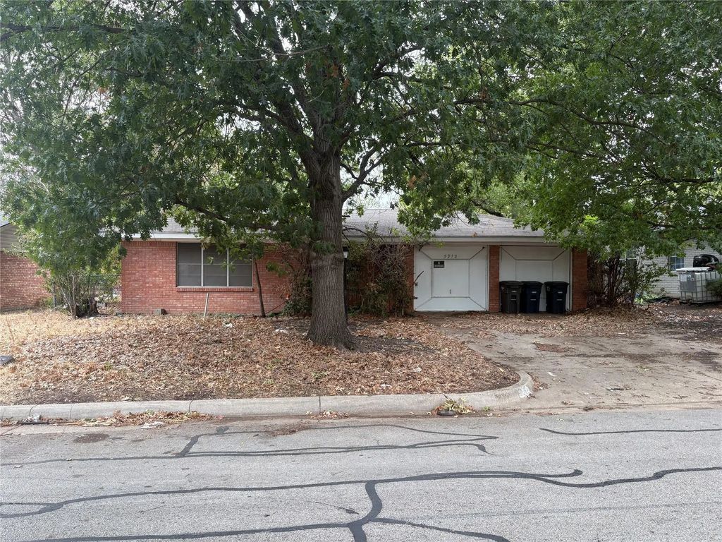 5912 Sandra Drive, Fort Worth