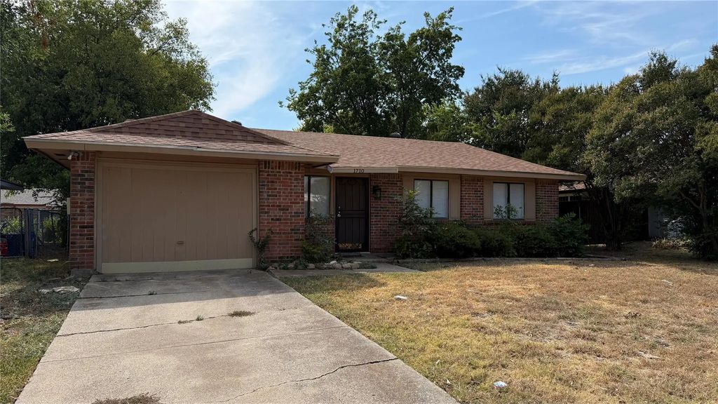 1710 Meridian Way, Garland